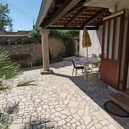 Anastasia 1 Veli Lošinj