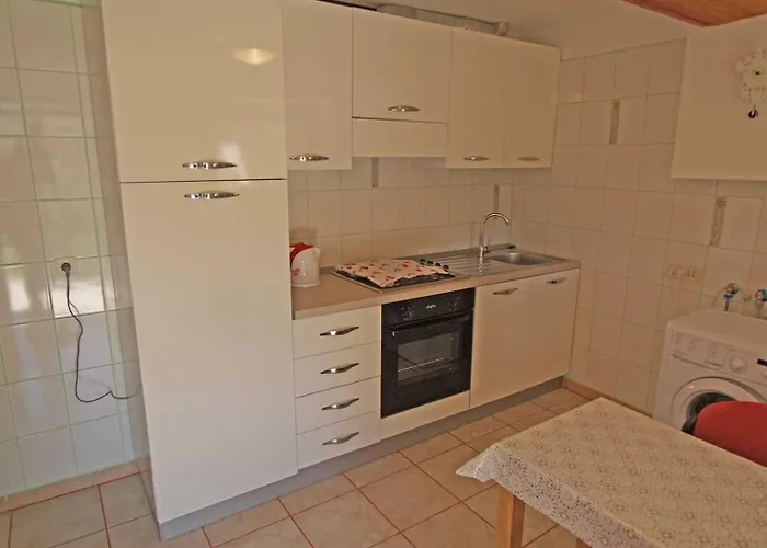 Anastasia 1 3* Veli Lošinj